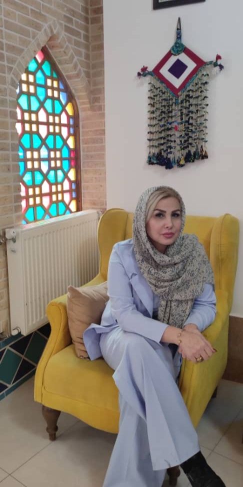 نسرین مهدی فر