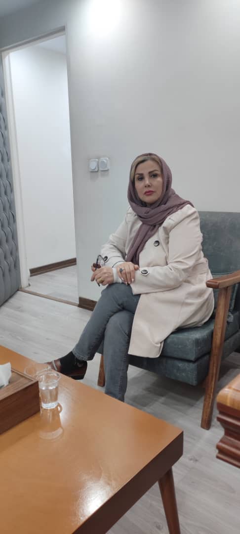 نسرین مهدی فر