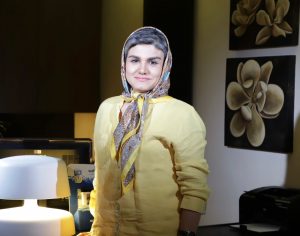 دکتر مُنا آزادی