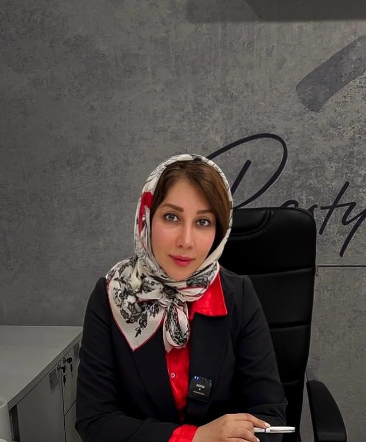 دکتر لاله یزدی 