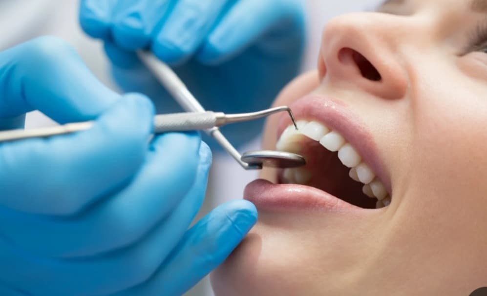 دکتر یاسر عزیز زاده 