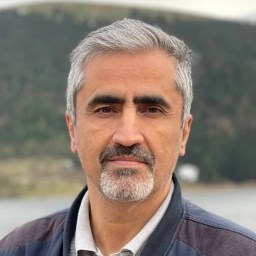 ایرج داداش پور